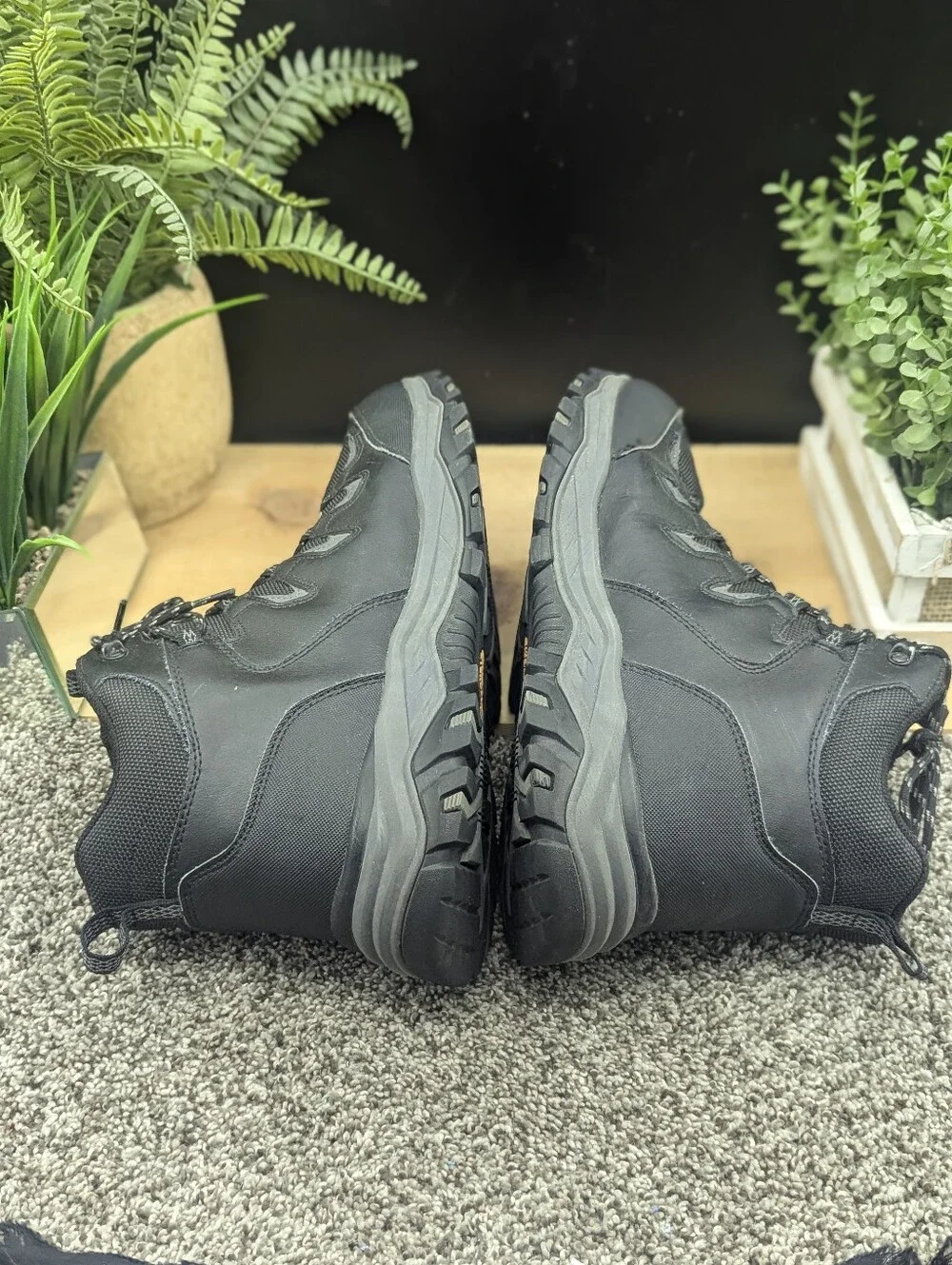 Skechers very nice